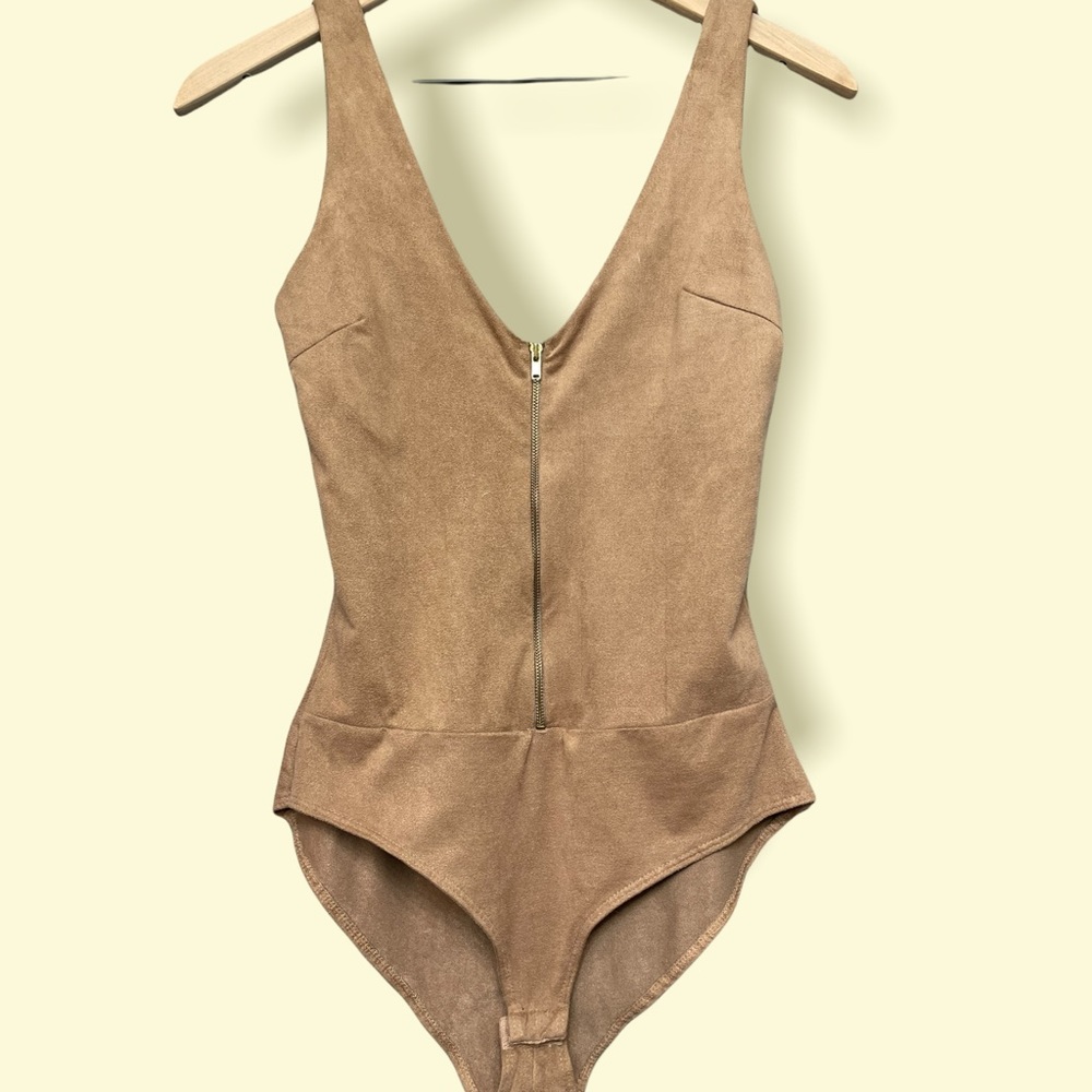 Charlotte Russe Womens Bodysuit